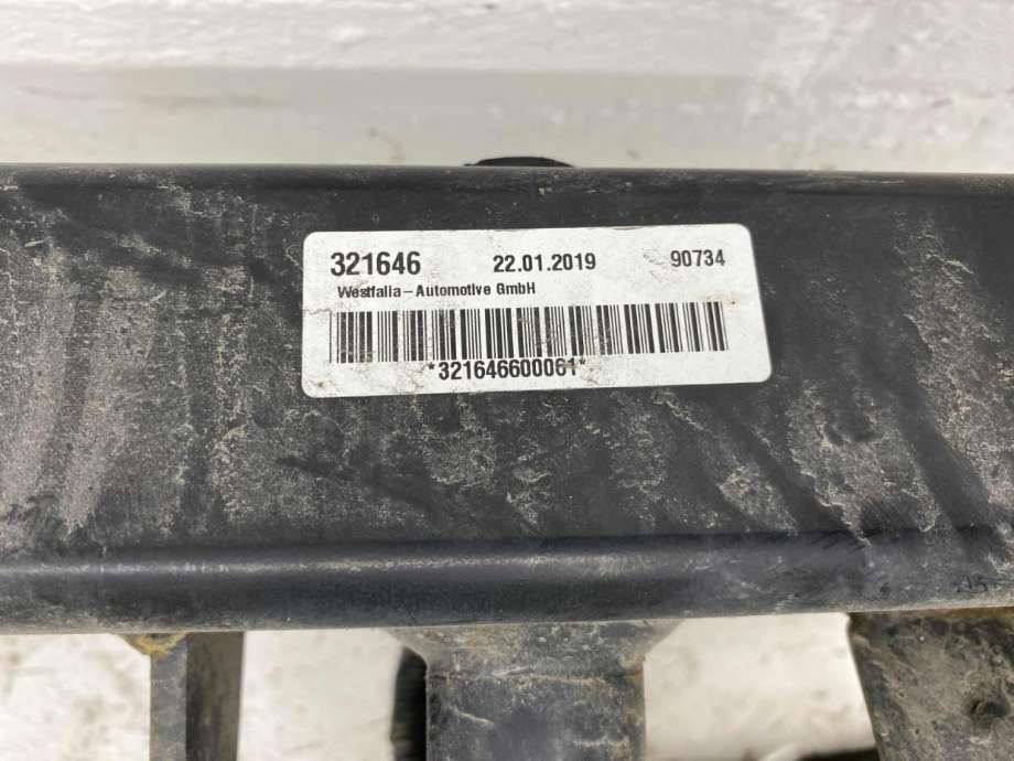 Hengerfeste til VW Transporter / Caravelle 2019-->> (T6.1) (T6.1) (7H0 092 101 B|)