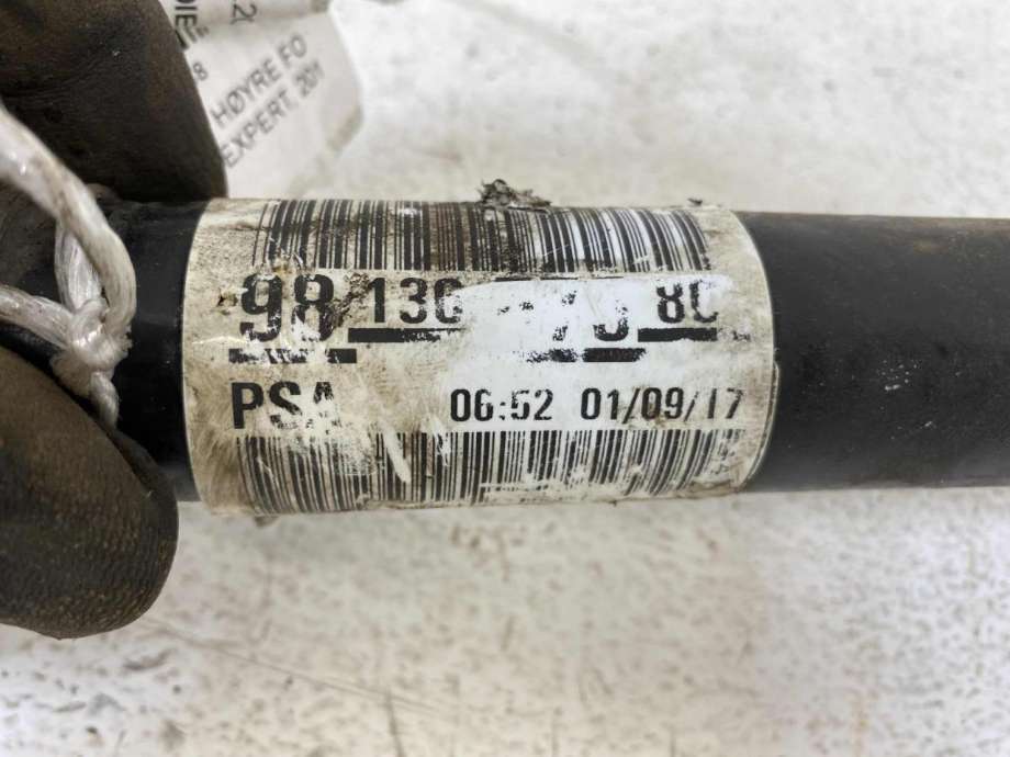 Drivaksel høyre foran, diesel/automat til Peugeot Expert 2016-->> (Type III)  (16 149 207 80|98 136 575 80|)