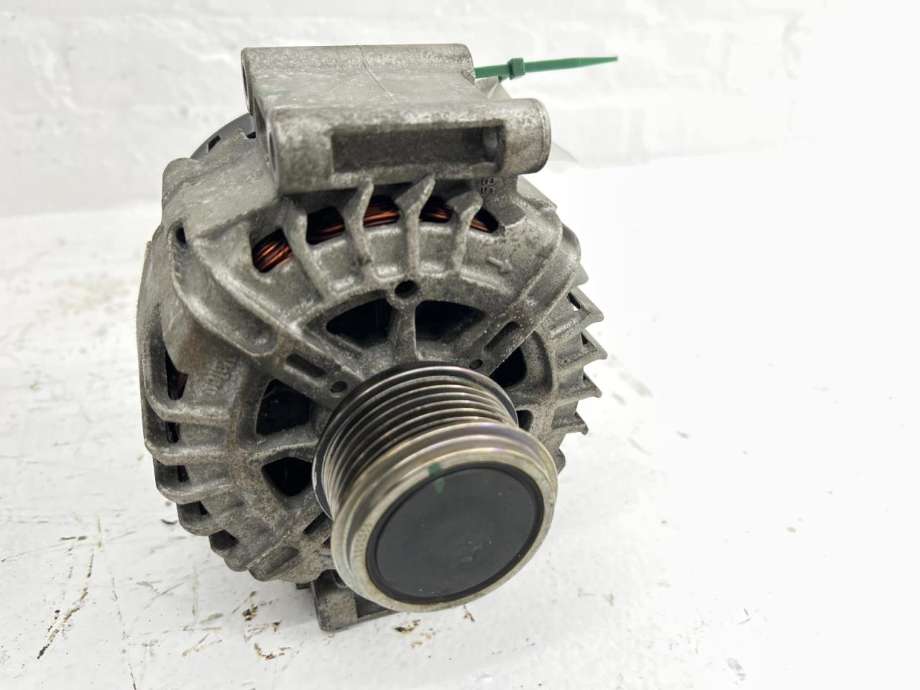 Dynamo til Škoda Octavia, 2013-2016 (Type III, Fase 1)  (06K 903 015 D)