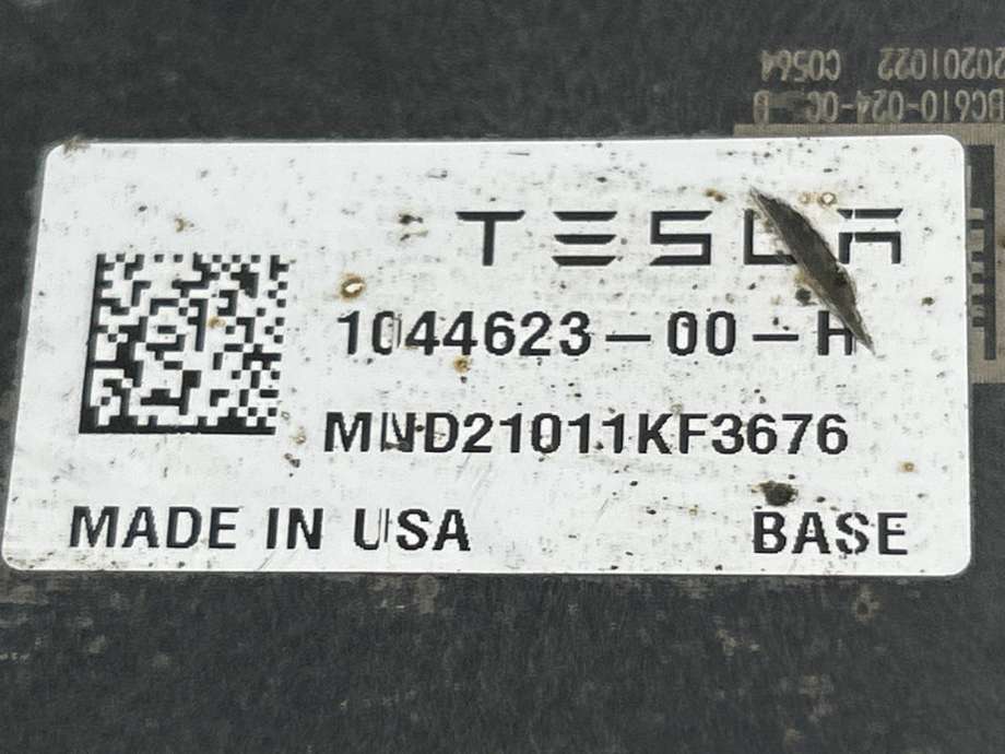 Bremsecaliper venstre bak, elektrisk til Tesla Model 3 2018-2023 (Fase 1)  (1044623 00H|)