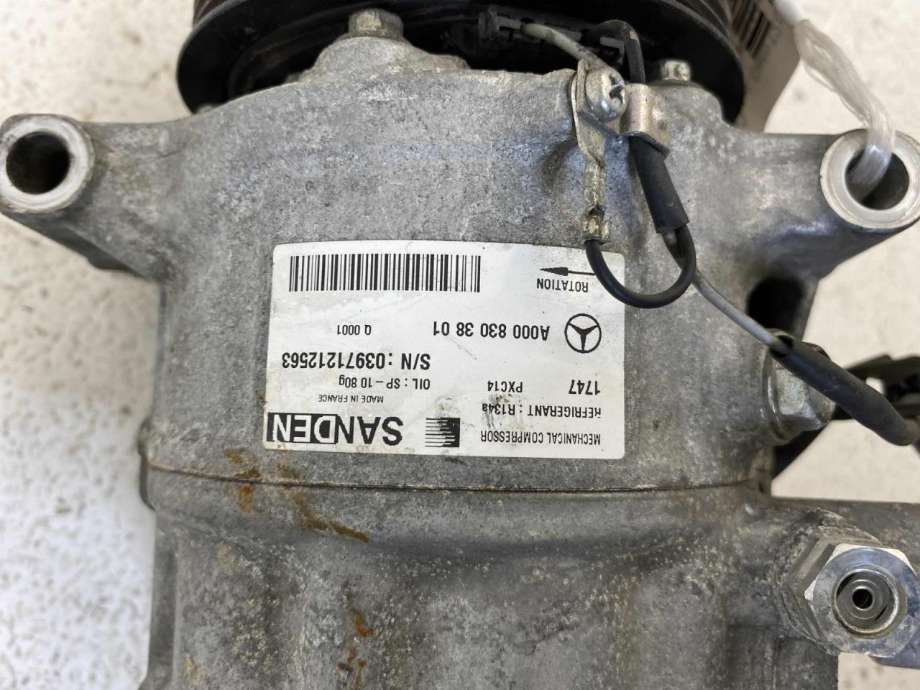 Aircondition kompressor til Mercedes C-Klasse 2014-2018 (Fase 1) (W205) (W205) (A 000 830 30 02|)