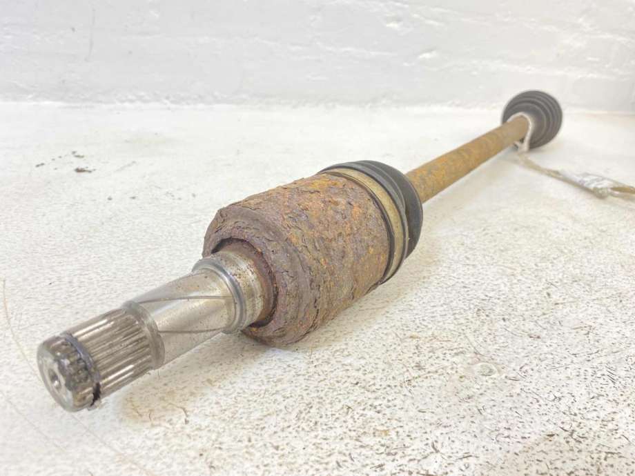 Drivaksel høyre bak, diesel/automat til Land Rover Range Rover, Evoque 2011-2019 (Type I)  (LR061904  | LR024763|BJ324B402AB|BJ324B402AC)