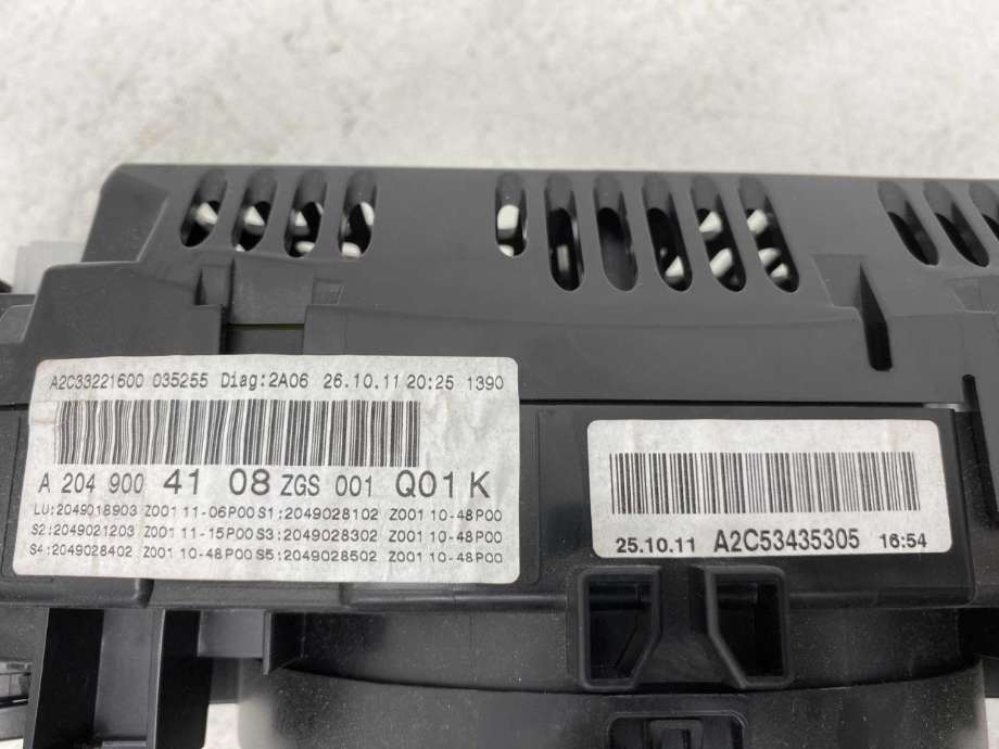 Instrumentpanel til Mercedes C-Klasse 2011-2014 (Fase 2) (W204) (W204) (A 204 900 31 07|A 204 900 03 06|)