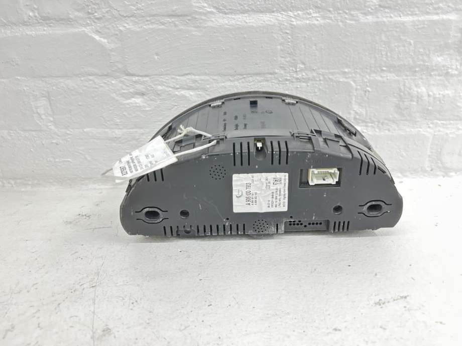 Instrumentpanel til Mercedes Sprinter 2013-2018 (Fase 2) (906) (906) (A 906 900 79 03|)