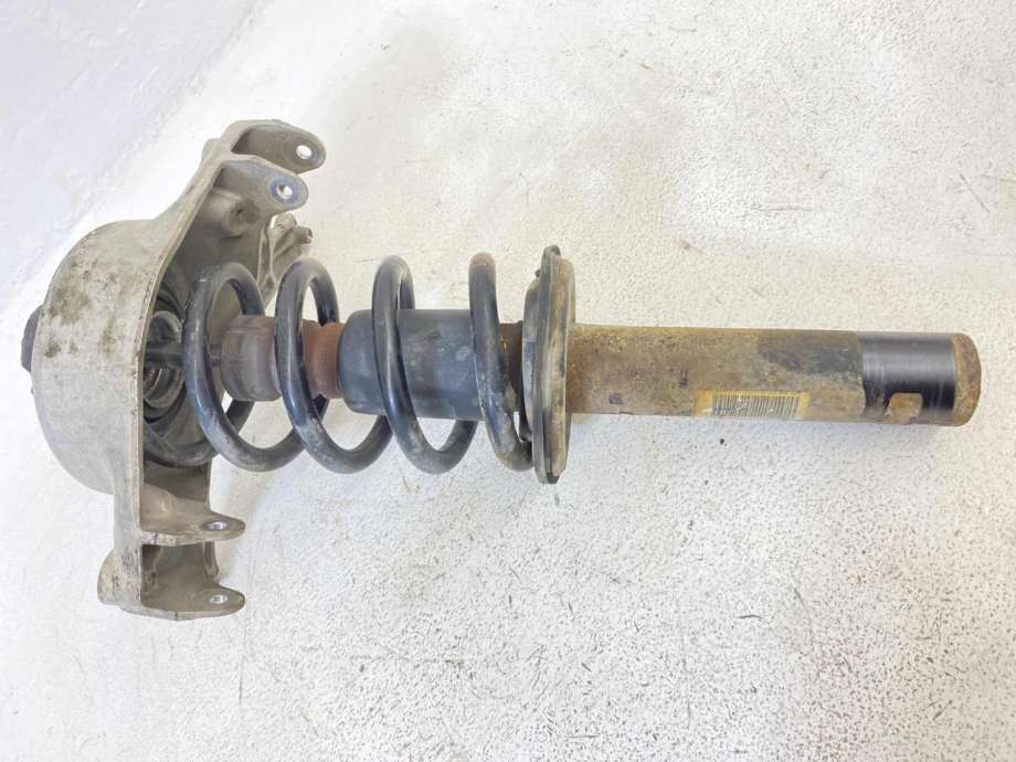 Fjærbein høyre foran til Audi Q5 2008-2012 (Type I, Fase 1)  (8R0 413 031 N|8R0 411 105 AS|)
