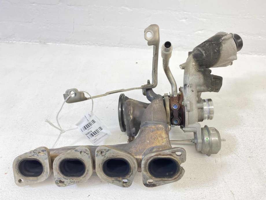 Turbo til Mercedes C-Klasse 2011-2014 (Fase 2) (W204) (W204) (A 274 090 38 80|)