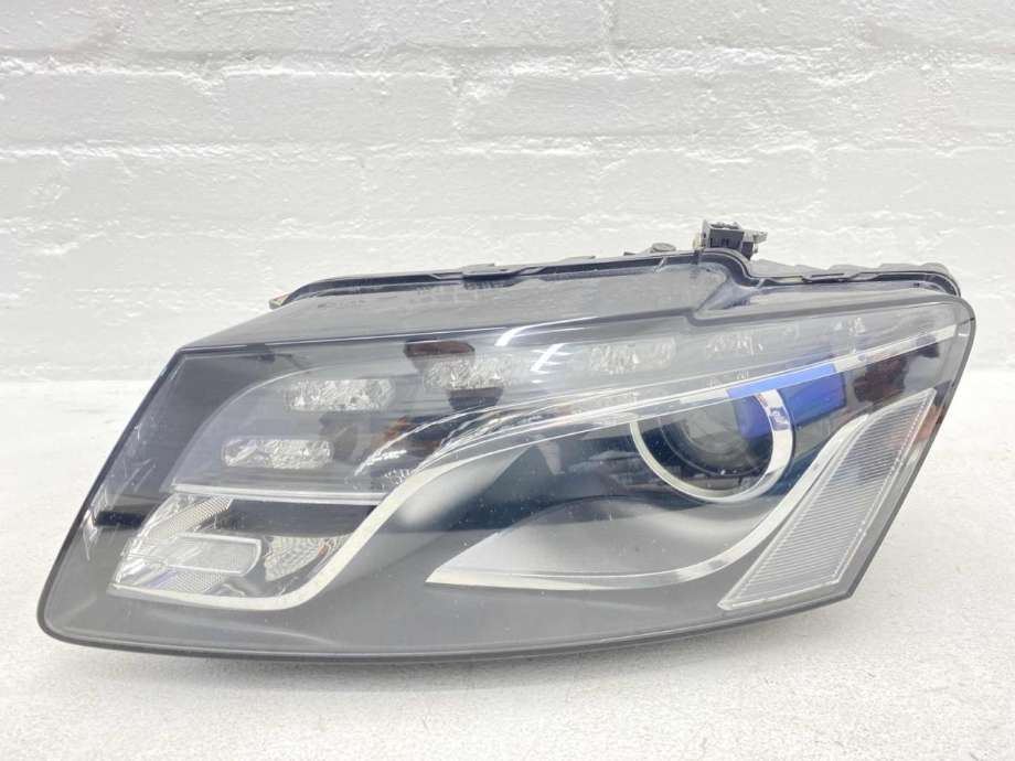 Frontlykt venstre xenon til Audi Q5 2008-2012 (Type I, Fase 1) (8R0 998 029 J|8R0 998 029 F|)