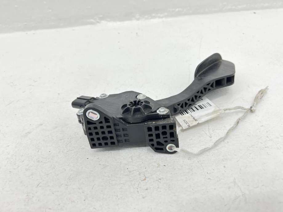 Pedal gass til Toyota Land Cruiser 150 2014-->> (Fase 2)  (7811060110|)