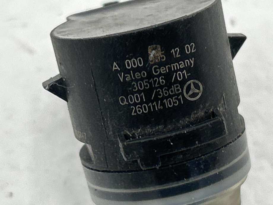 Parkeringssensor foran til Mercedes CLA 2013-2019 (C117) (C117) (A 000 905 56 04 9999|A0009051202|)