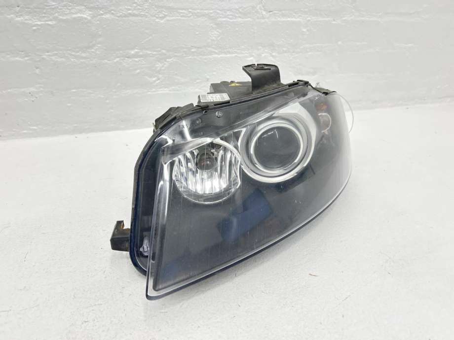 Frontlykt venstre xenon til Audi A3 2003-2008 (Type II, Fase 1)  (8P0 941 029 R|)
