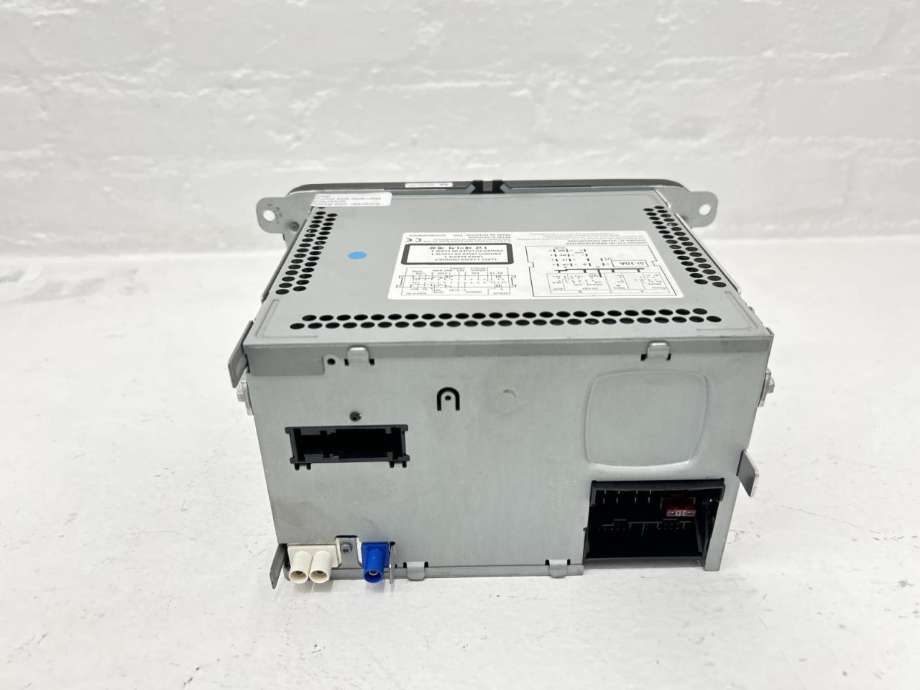 Bilstereo navigasjon til VW Amarok 2010-2016 (Type I, Fase 1) (2K0 057 279 C|)