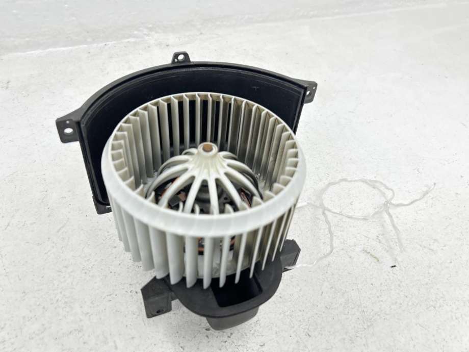 Varmeapparat motor til VW Amarok 2010-2016 (Type I, Fase 1) (2H1 820 021 C|)