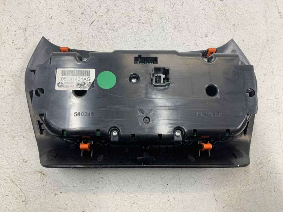 Varmeapparat betjening til Jeep Cherokee 2014-->> (Type V)  (5091 431AF|)