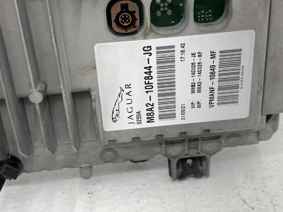 Instrumentpanel til Land Rover Range Rover Velar 2017-->> (LR164817|)