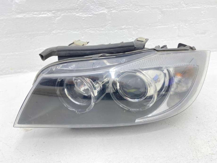 Frontlykt venstre xenon til BMW 3-Serie 2005-2011 (E90/E91/E92/E93) (E90/E91/E92/E93) (63 11 6 942 721|)
