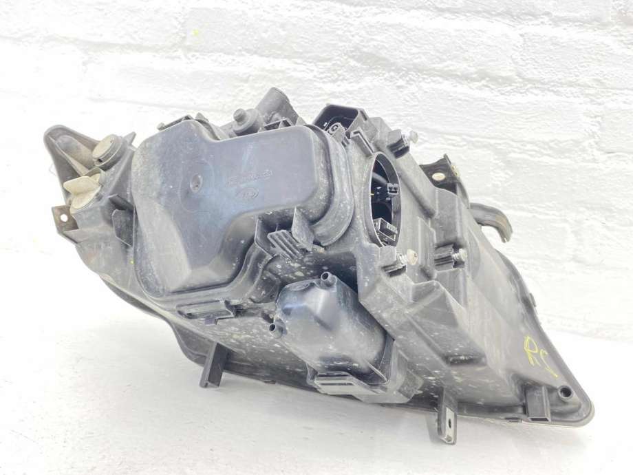 Frontlykt venstre xenon til BMW 3-Serie 2005-2011 (E90/E91/E92/E93) (E90/E91/E92/E93) (63 11 6 942 721|)