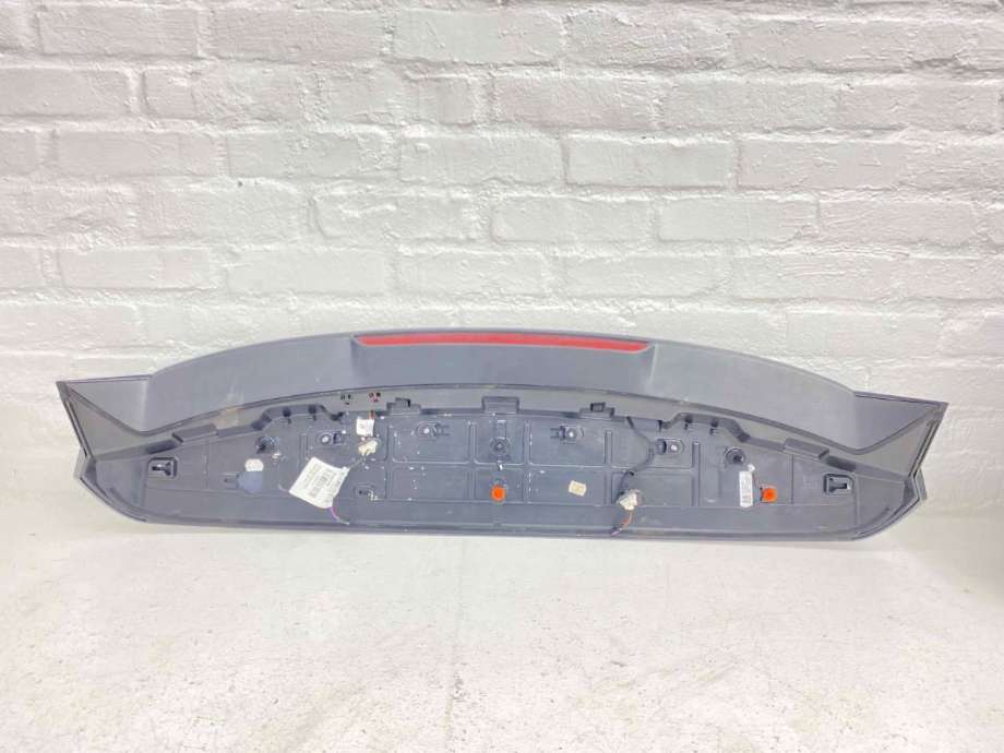 Spoiler bakluke til Audi Q2 2016-->>  (81A 827 933 C|8V0 945 097 C|)