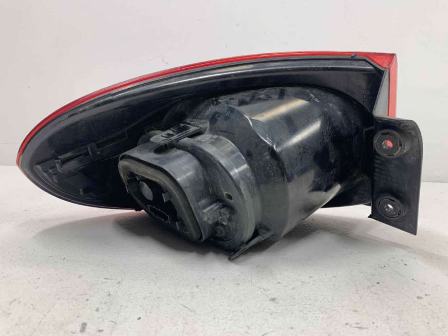 Baklykt høyre ytre til VW Tiguan 2007-2011 (Type I, Fase 1) (5N0 945 096 H|)