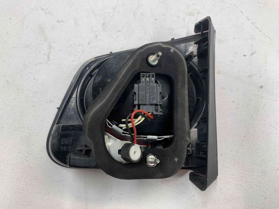Baklykt venstre indre til VW Tiguan 2007-2011 (Type I, Fase 1)  (5N0 945 093 B|)