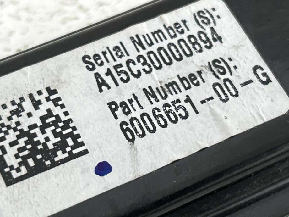 Ruteheis høyre foran til Tesla Model S 2013-2016 (Fase 1) (600665100G|)
