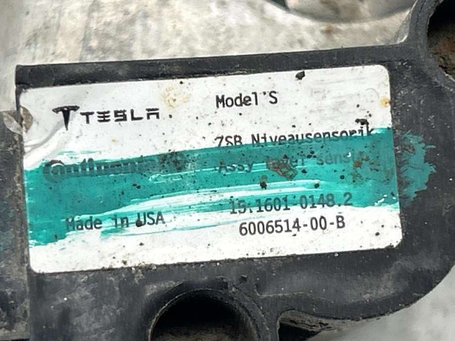 Sensor nivå, høyre foran til Tesla Model S 2013-2016 (Fase 1) (600651400B|)