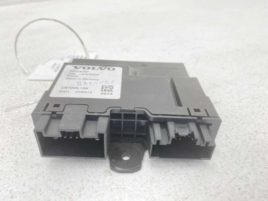Styreenhet elektrisk bakluke til Volvo V90 / V90 CC / S90 2016-->> (32200219|)