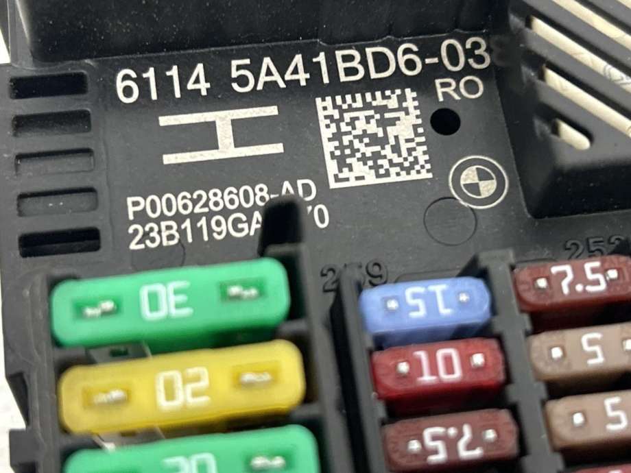 Sikringsboks til BMW XM 2023-->> (G09) (G09) (61145A41BD603|)