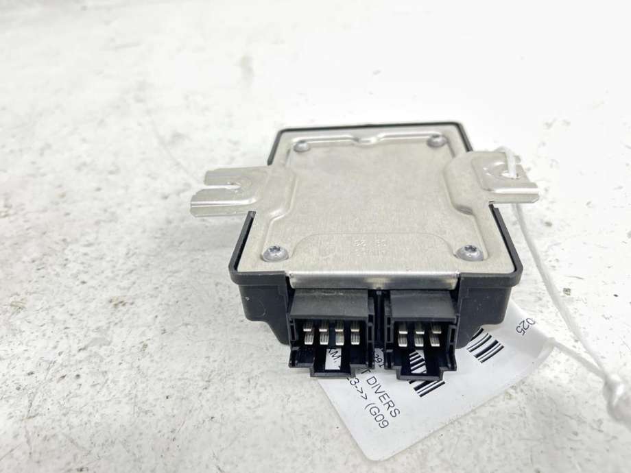 Styreenhet diverse til BMW XM 2023-->> (G09) (G09) (61 35 5A76 304 01|)
