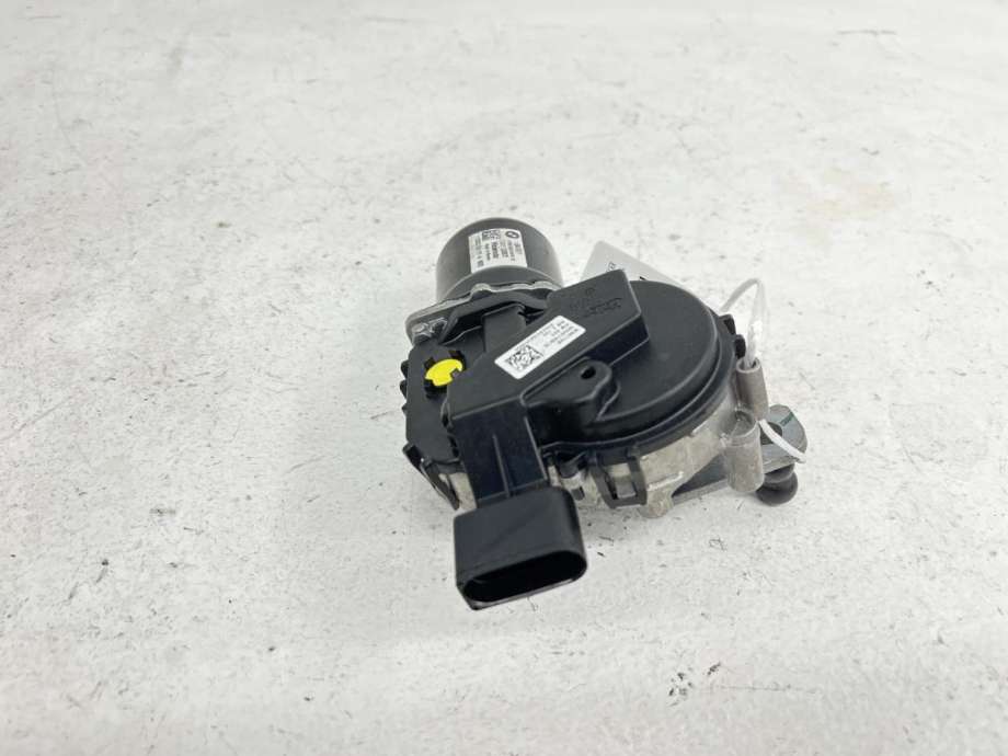Viskermotor frontrute til BMW XM 2023-->> (G09) (G09) (61 61 5 A45 FD1|5A47511|)
