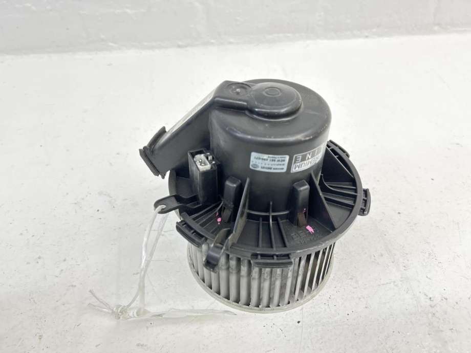 Varmeapparat motor til Mercedes Sprinter 2013-2018 (Fase 2) (906) (906) (A 000 835 61 07|)