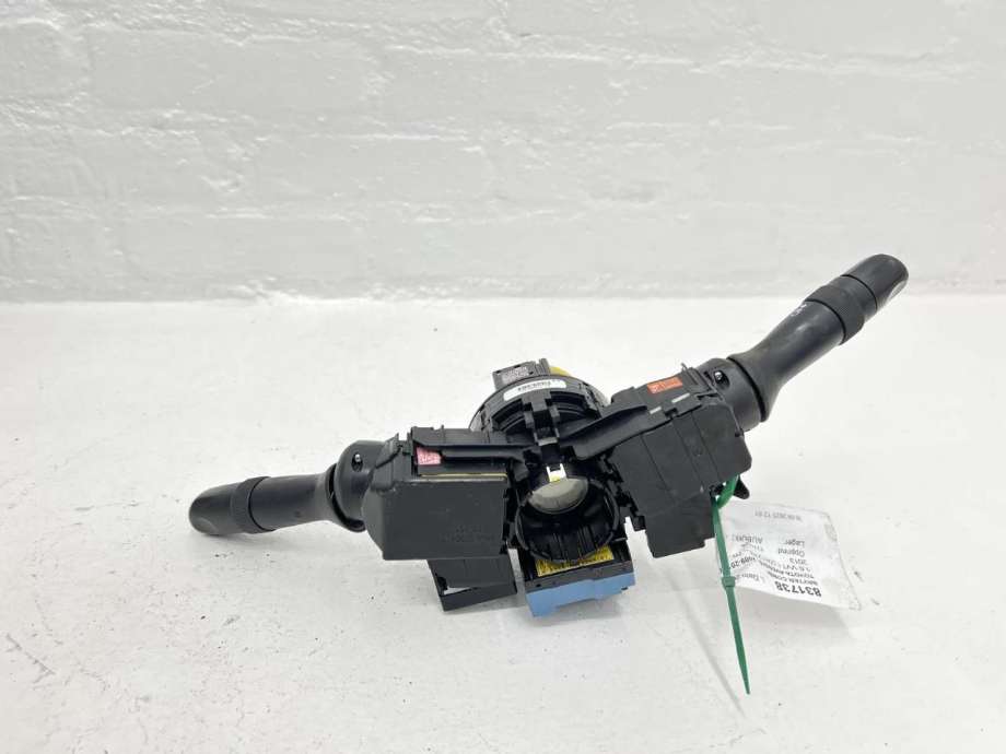 Bryter combi til Toyota Avensis 2009-2015 (Type III, Fase 1)  (8414005190|)