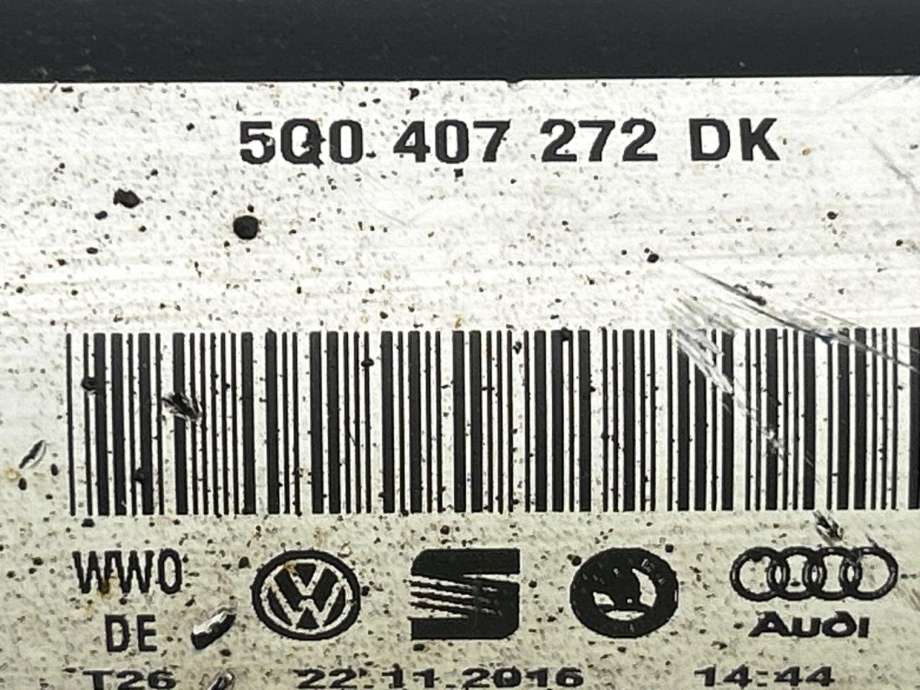 Drivaksel høyre foran, hybrid til Audi A3 2016-2020 (Type III, Fase 2)  (5Q0 407 762 SX|5Q0 407 272 DK|)