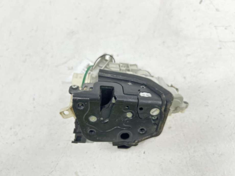 Låsekasse høyre bak til Audi A3 2016-2020 (Type III, Fase 2)  (4G0 839 016 E|)