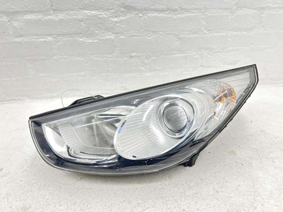 Frontlykt venstre halogen til Hyundai Ix35 2010-2015 (92101 2Y000|)