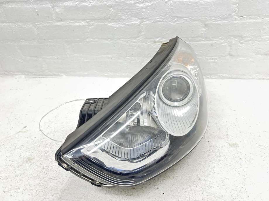 Frontlykt venstre halogen til Hyundai Ix35 2010-2015 (92101 2Y000|)