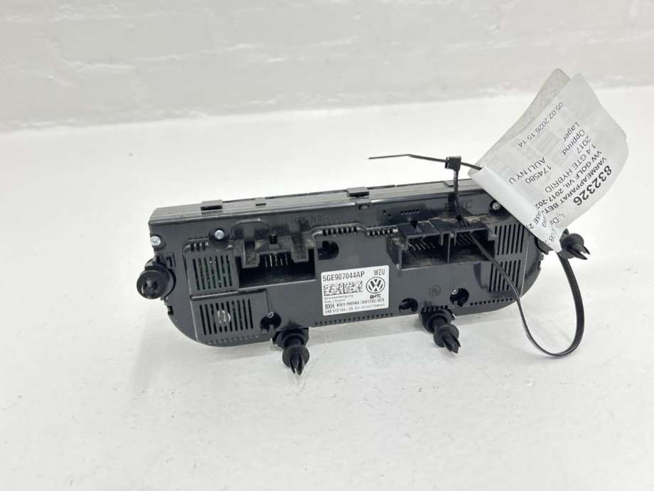 Varmeapparat betjening til VW Golf VII 2017-2020 (Fase 2) (5G0 054 939 A|3G0 054 939 K|)