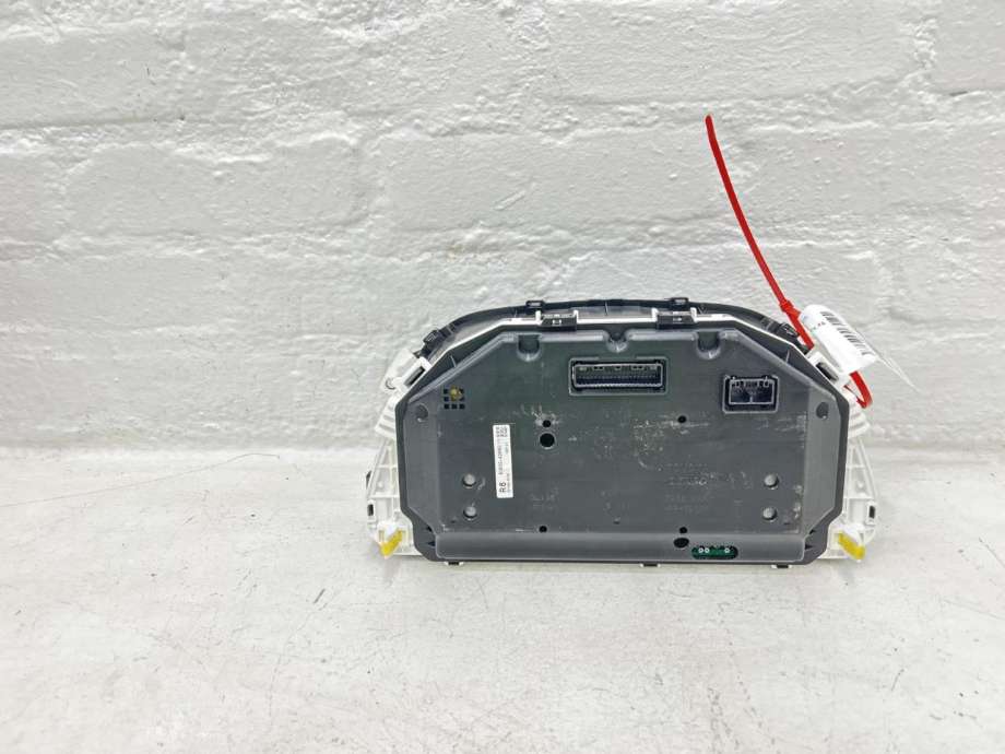 Instrumentpanel til Toyota RAV4 2016-2019 (Type IV, Fase 2)  (8380042U30|8380042R60|)