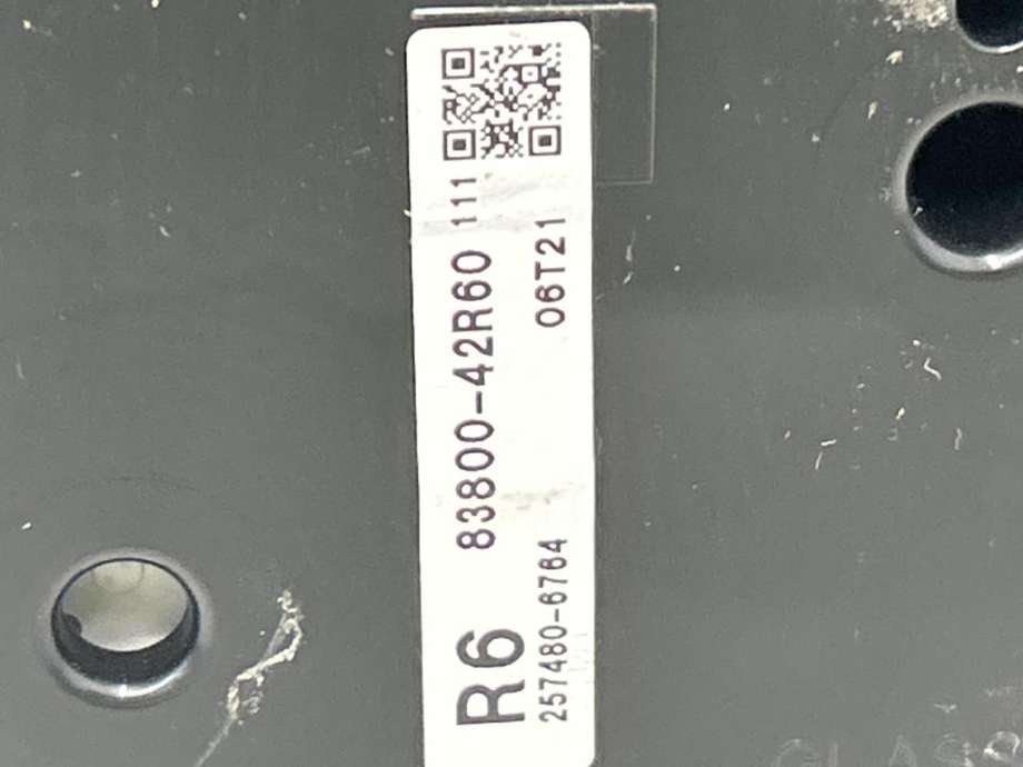 Instrumentpanel til Toyota RAV4 2016-2019 (Type IV, Fase 2)  (8380042U30|8380042R60|)