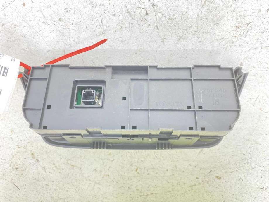 Varmeapparat betjening til Toyota RAV4 2016-2019 (Type IV, Fase 2)  (5590042450|)