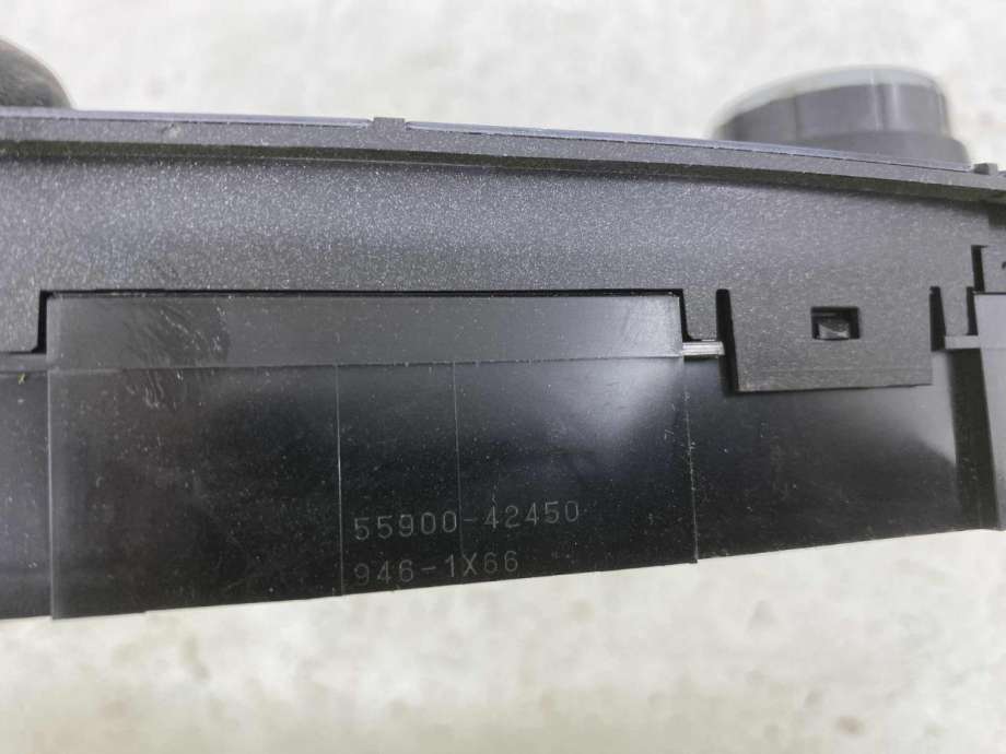 Varmeapparat betjening til Toyota RAV4 2016-2019 (Type IV, Fase 2)  (5590042450|)
