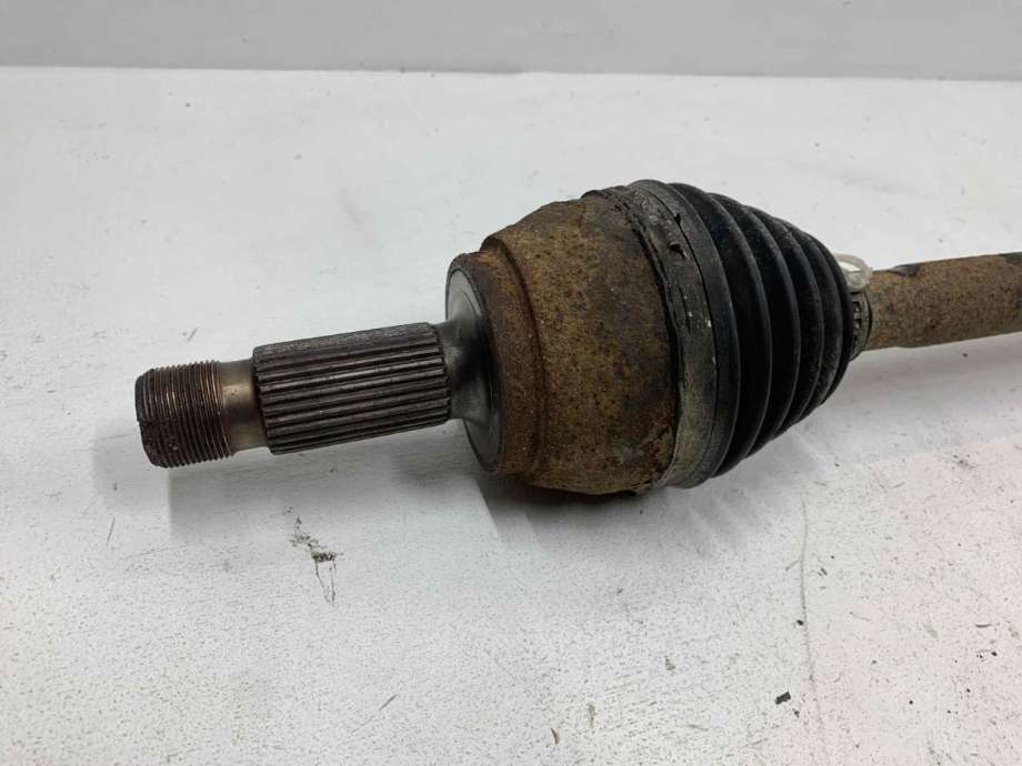 Drivaksel høyre bak, diesel/manuell til Mercedes Vito/Viano 2004-2010 (Fase 1) (W639) (W639) (A 639 350 18 10|A 639 350 12 10|)