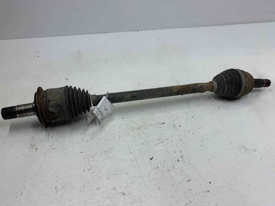 Drivaksel venstre bak, diesel/manuell til Mercedes Vito/Viano 2004-2010 (Fase 1) (W639) (W639) (A 639 350 18 10|A 639 350 12 10|)