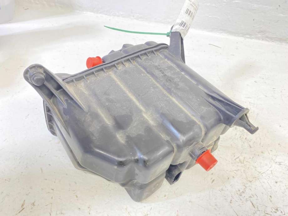 Ekspansjonstank til BMW M4 2014-2020 (F82/F83) (F82/F83) (17 13 2 284 600|)