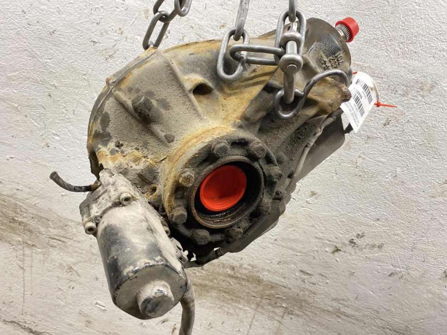 Kardang klokke bak til BMW M4 2014-2020 (F82/F83) (F82/F83) (33 10 8 090 464|)