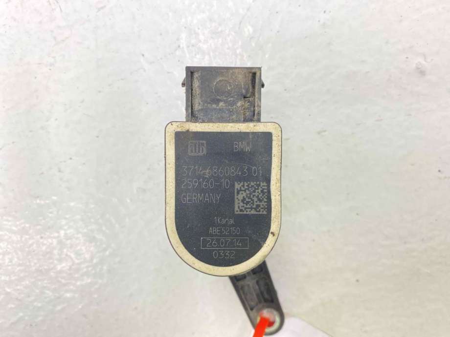 Sensor nivå, venstre foran til BMW M4 2014-2020 (F82/F83) (F82/F83) (37 14 6 870 000|)