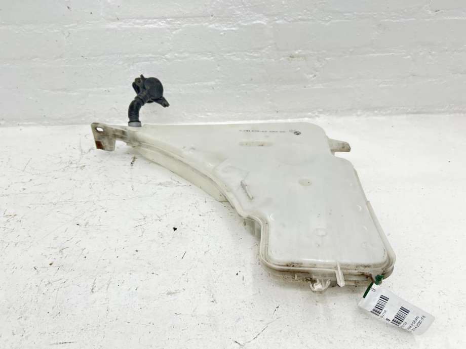 Spylertank foran til BMW M4 2014-2020 (F82/F83) (F82/F83) (61 66 7 241 680|)
