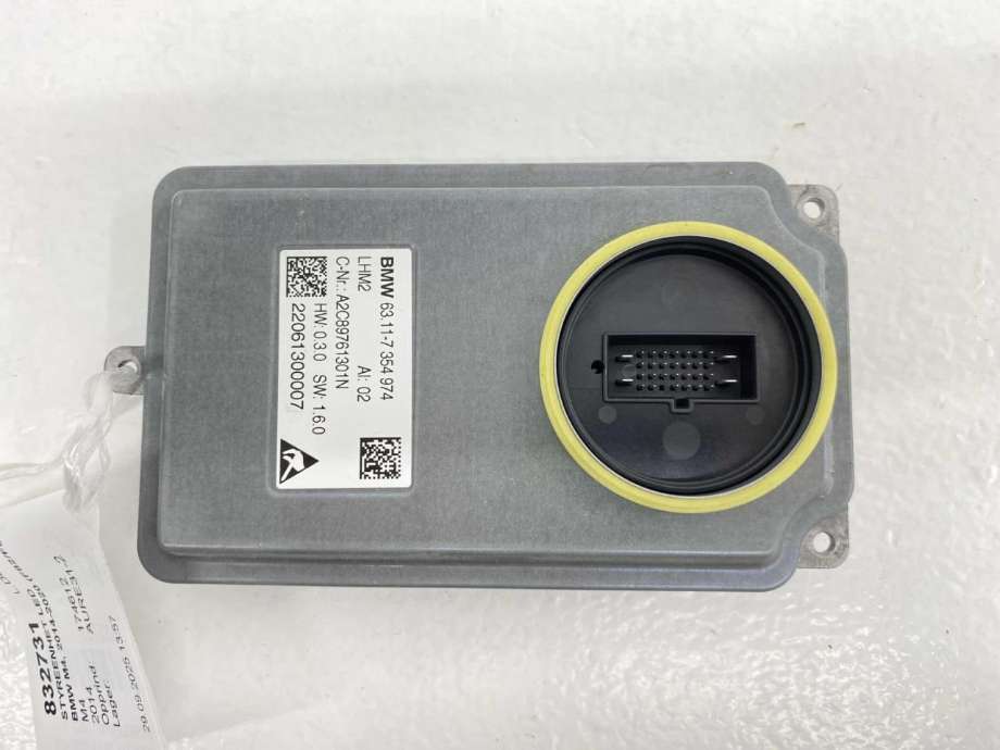 Styreenhet LED til BMW M4 2014-2020 (F82/F83) (F82/F83) (63 11 7 395 403|)