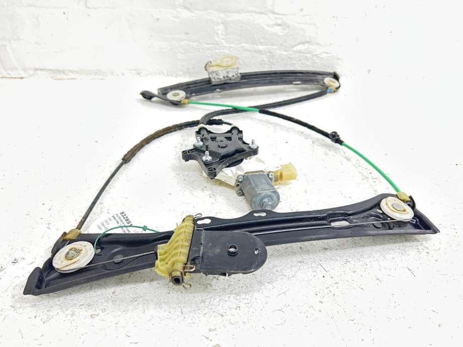 Ruteheis høyre til BMW M4 2014-2020 (F82/F83) (F82/F83) (51 33 7 352 748|)