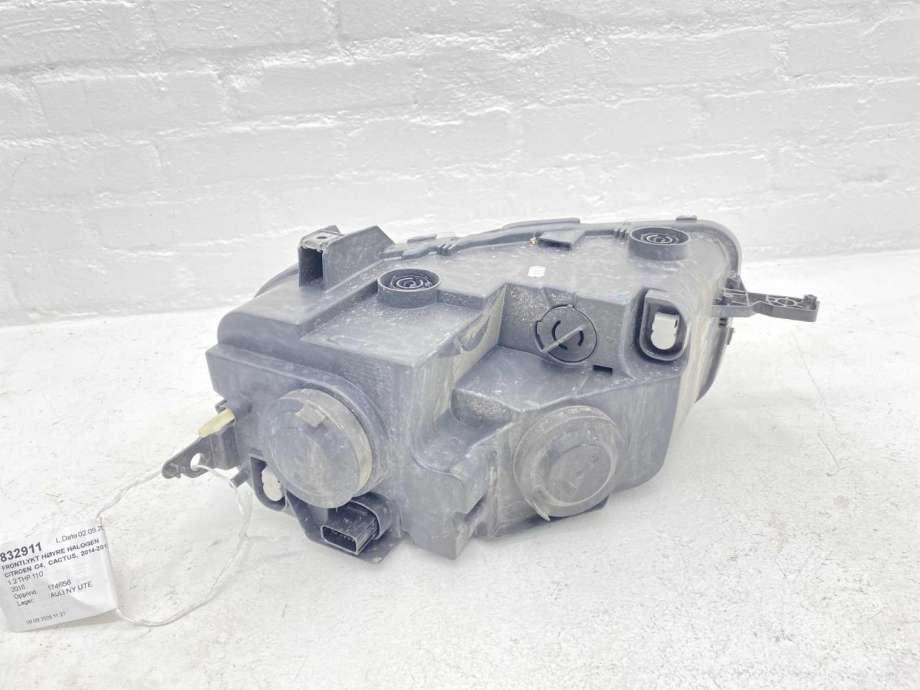 Frontlykt høyre halogen til Citroën C4, Cactus 2014-2017 (Fase 1) (98 009 012 80|)
