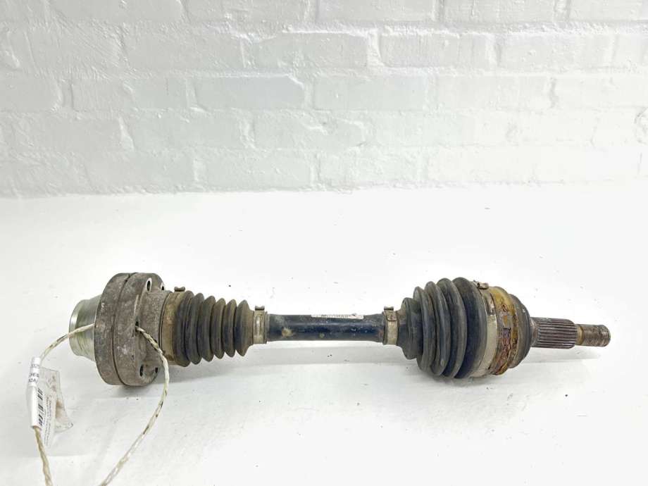 Drivaksel venstre foran, diesel/automat til Porsche Cayenne 2010-2017 (92A) (92A) (958 349 038 10|7P0 407 271 Q|958 349 038 11 | 958 349 038 12)